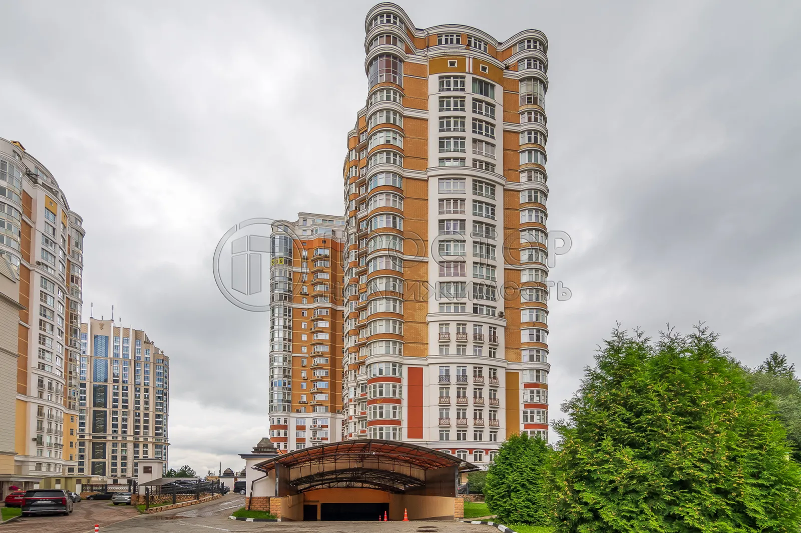 4-комнатная квартира, 191.2 м² - фото 2