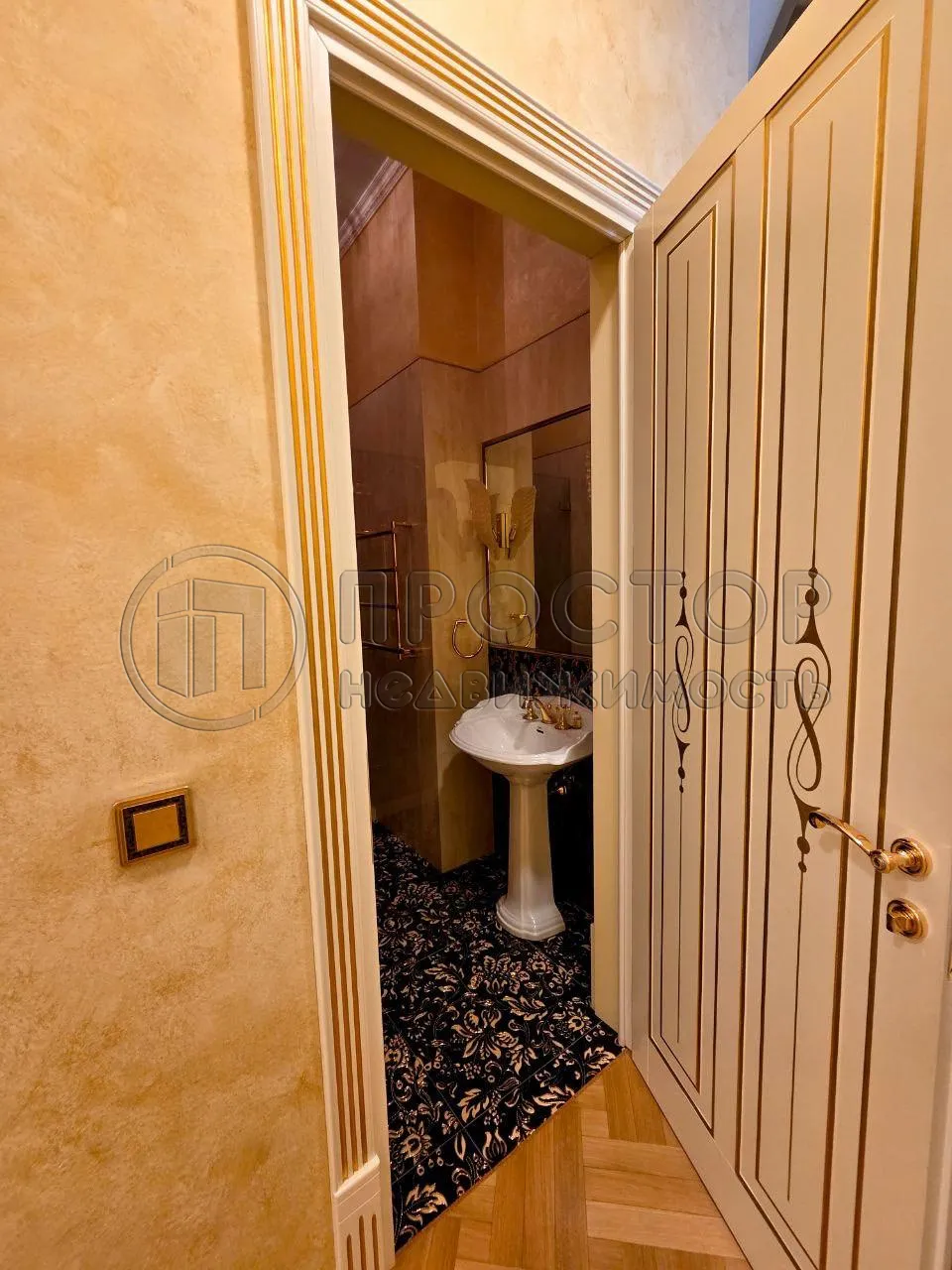 7-комнатная квартира, 325.1 м² - фото 37
