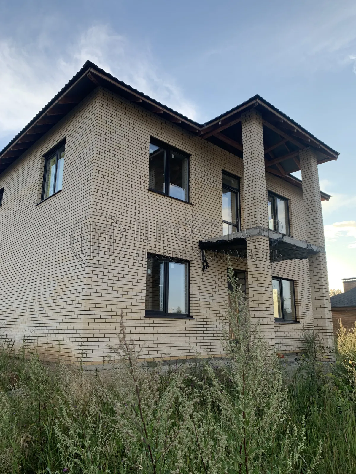 Дом, 200 м² - фото 2