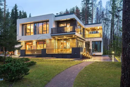 Дом, 700 м² - фото 2