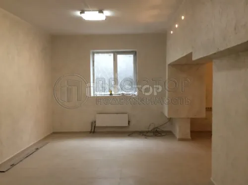 Коммерческая недвижимость (свободного назначения), 220 м² - фото 2