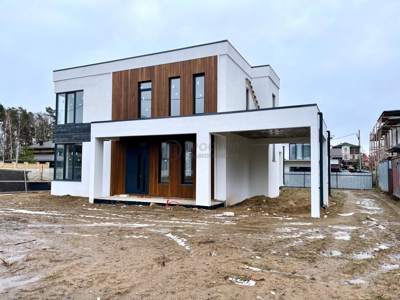 дом, 200 м² - фото 3