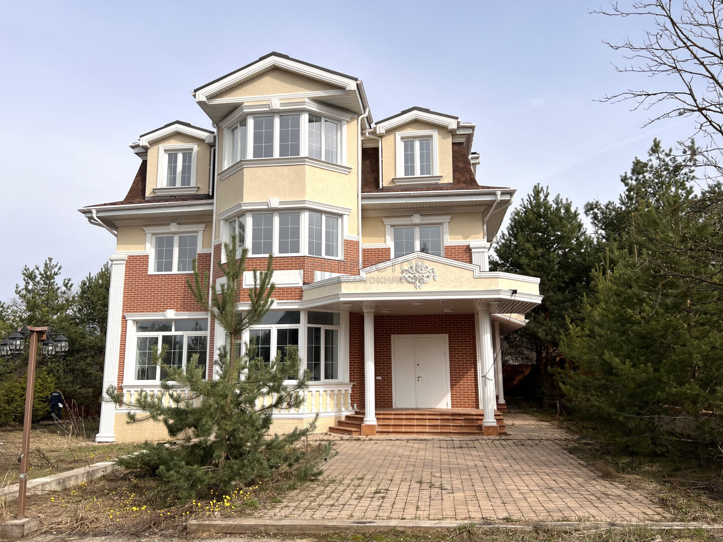 дом, 394 м² - фото 2