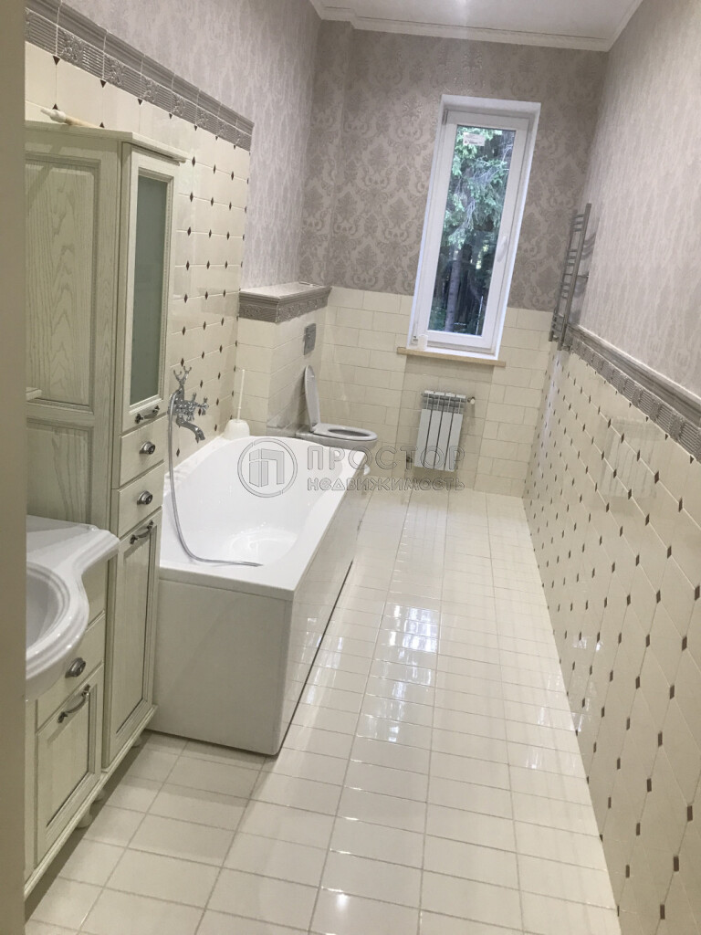 дом, 303.3 м² - фото 11