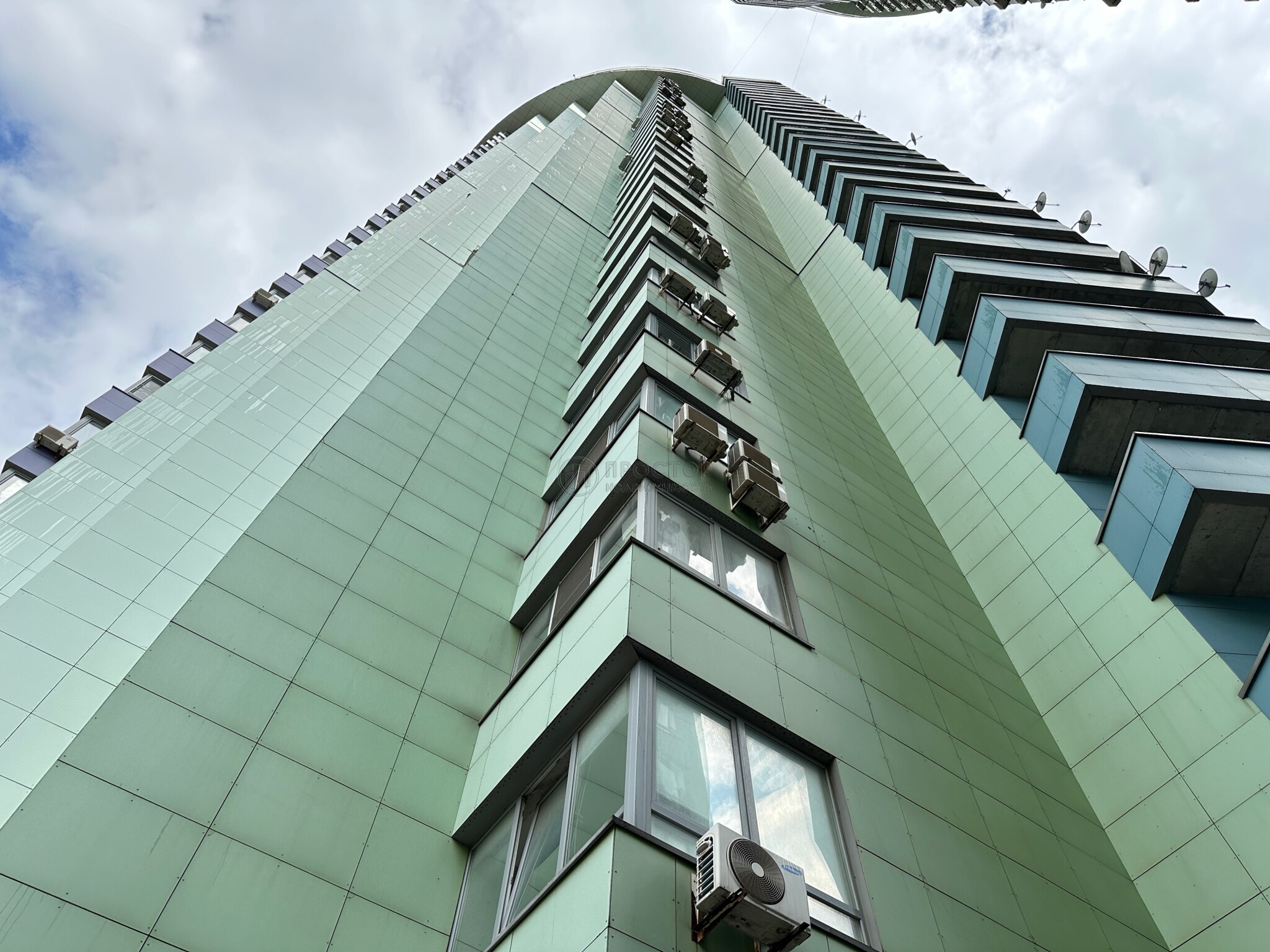 4-комнатная квартира, 133.7 м² - фото 2