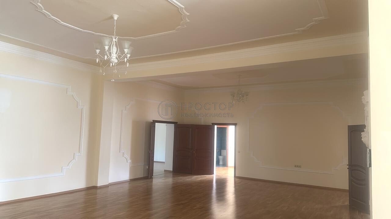 дом, 1174.5 м² - фото 20