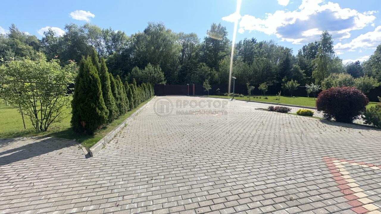дом, 1174.5 м² - фото 3