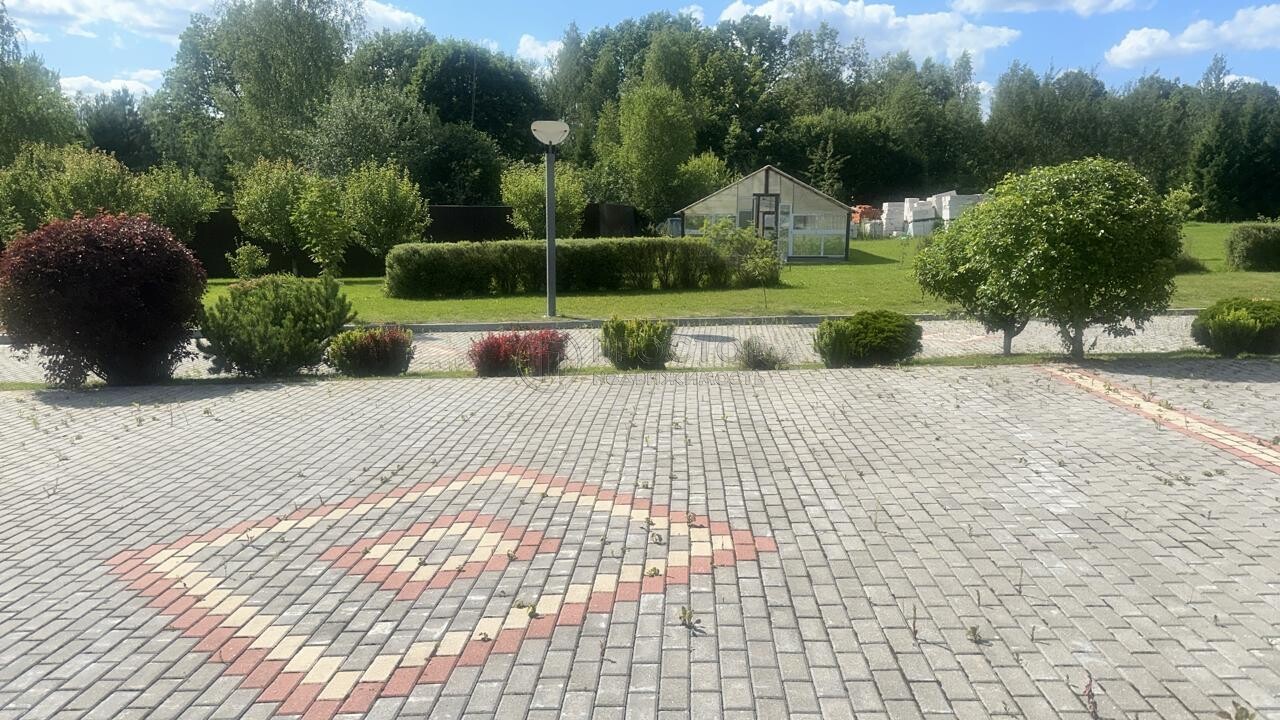 дом, 1174.5 м² - фото 50