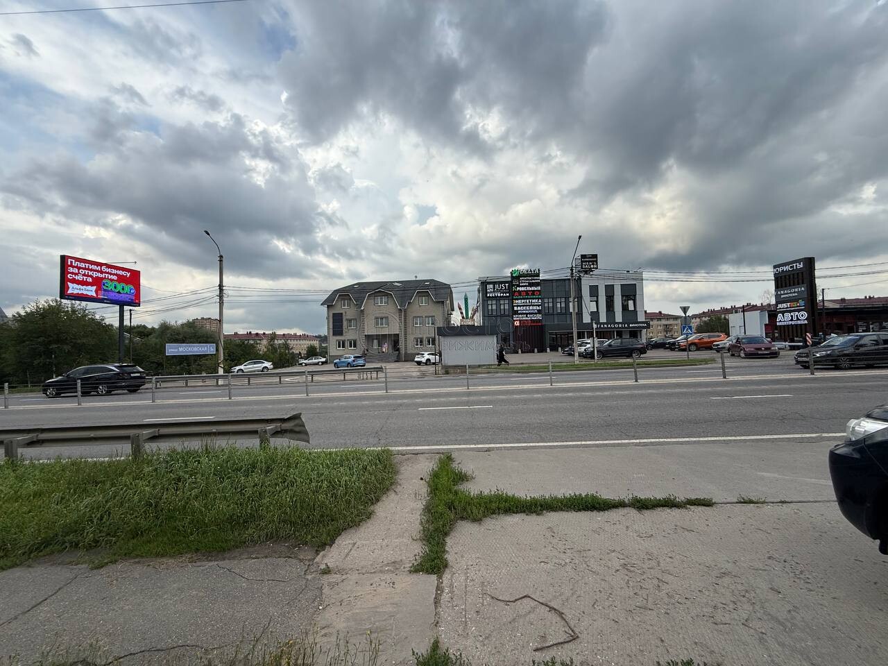дом, 320 м² - фото 485