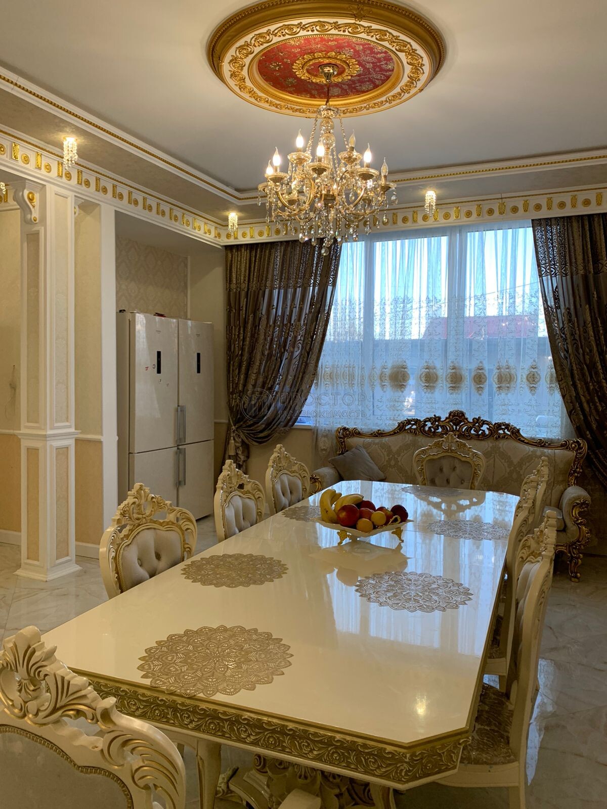 дом, 246 м.кв.