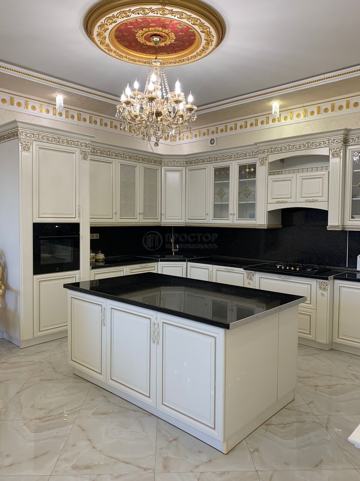 дом, 246 м² - фото 3