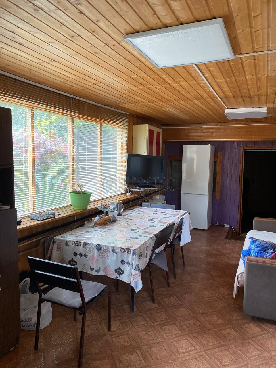дом, 220.1 м² - фото 2