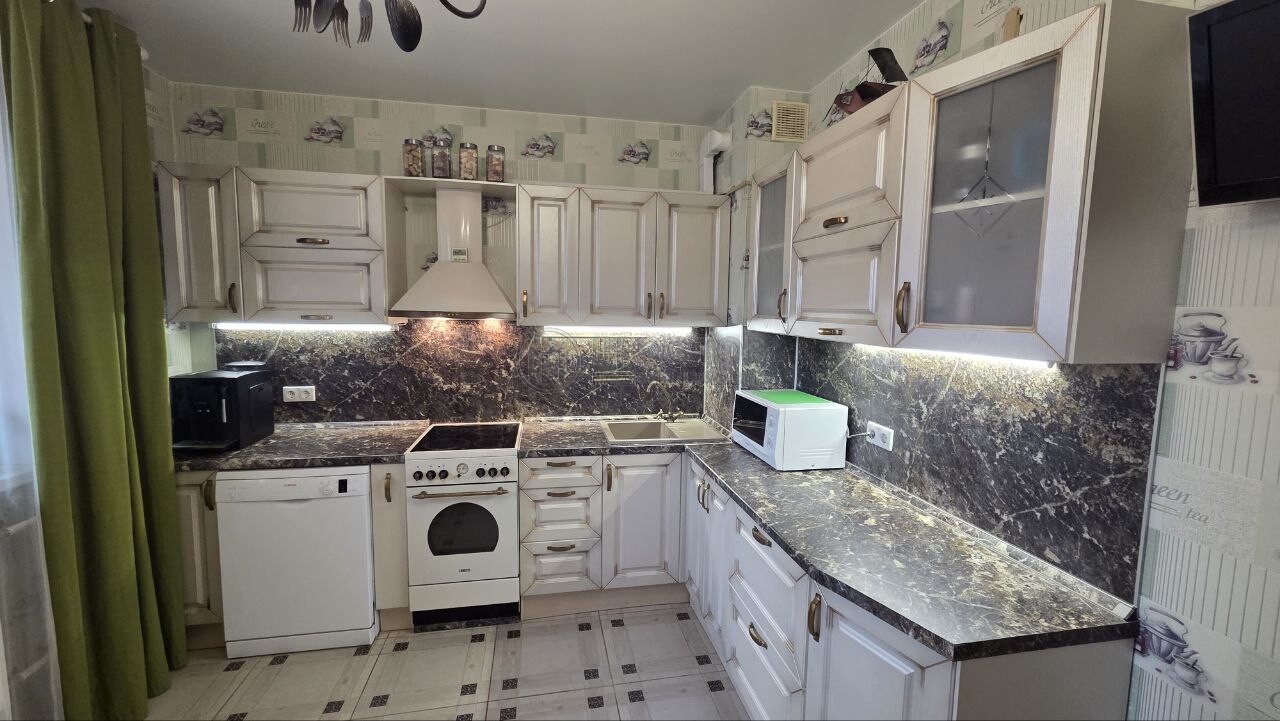 2-комнатная квартира, 72.5 м² - фото 3
