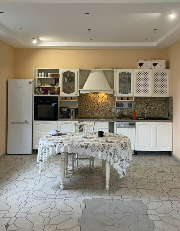 дом, 249.2 м² - фото 3