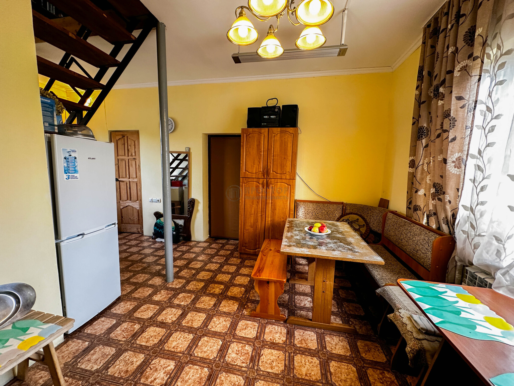 дом, 208.5 м² - фото 4