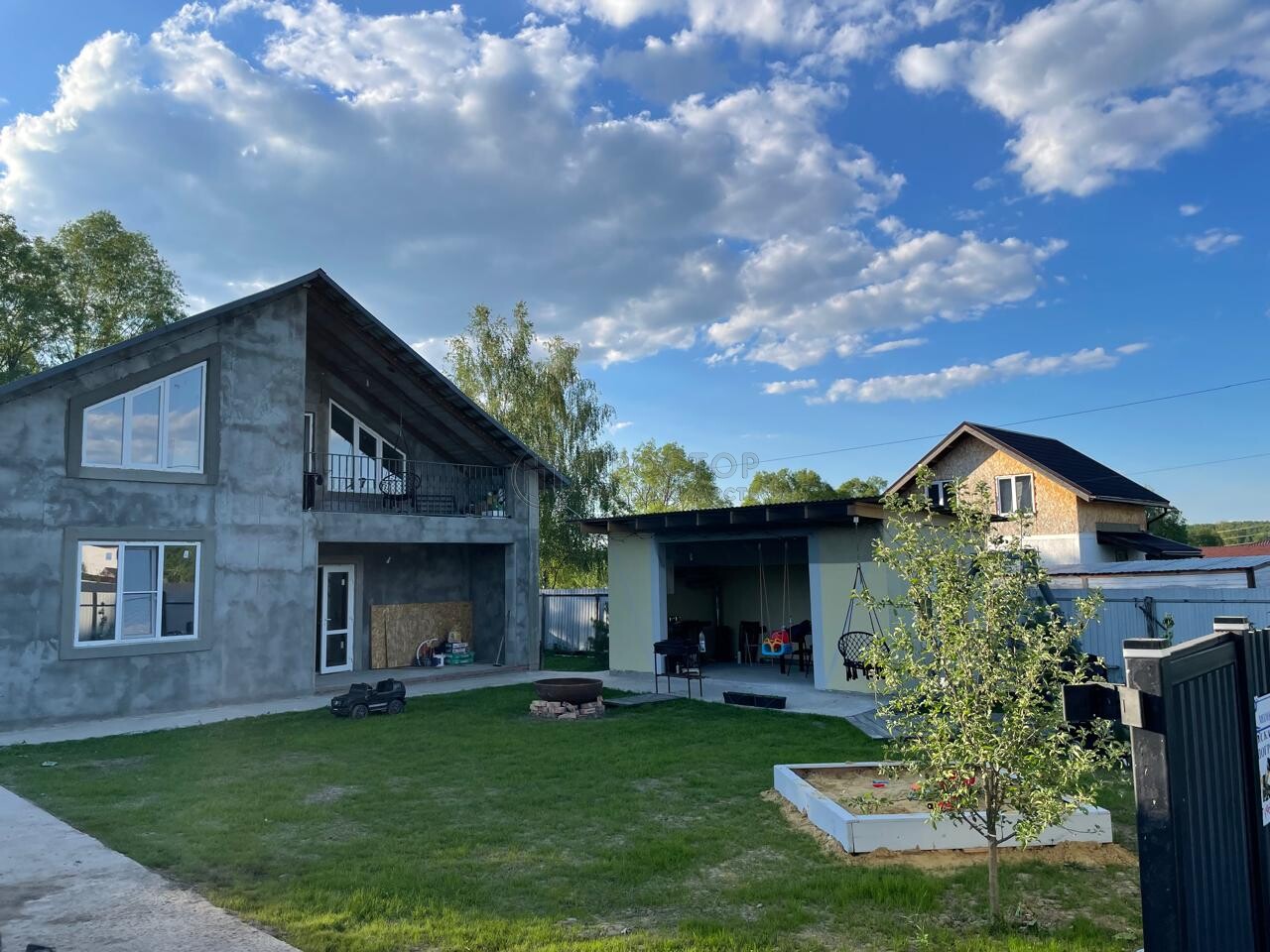 5-комнатная квартира, 232.9 м.кв.