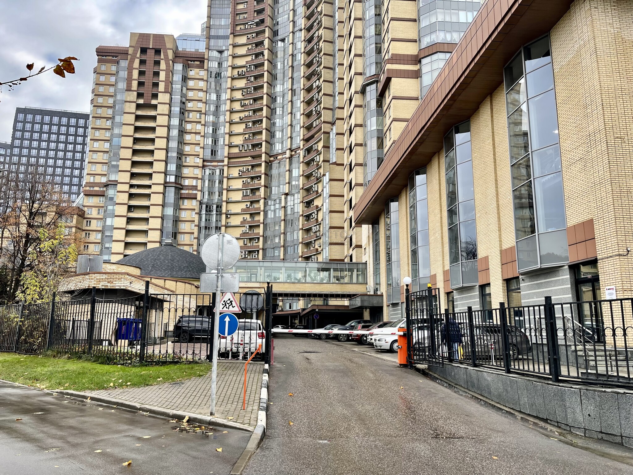 Машиноместо, 50 м² - фото 11